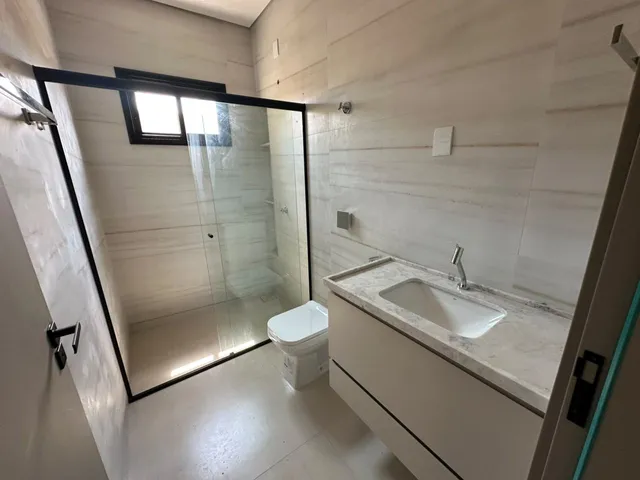 Casa com 354m² 3 quartos e 1 banheiro, à venda, no bairro Residencial Riviera Suíça em Sinop