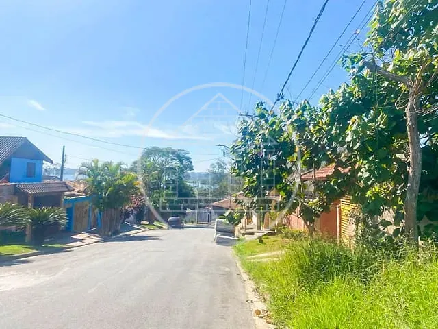 Casa com 504m² 2 quartos e 2 banheiros, à venda, no bairro Parque do Terceiro Lago em São Paulo