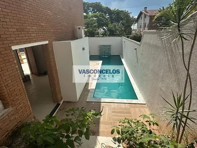 Casa com 700m² 4 quartos e 6 banheiros, à venda, no bairro Jardim das Colinas em São José dos Campos