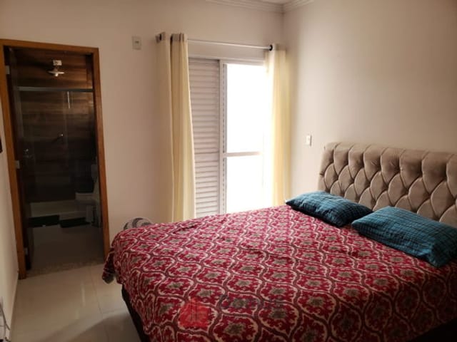 Casa à venda, no bairro Vila Prado em Pindamonhangaba