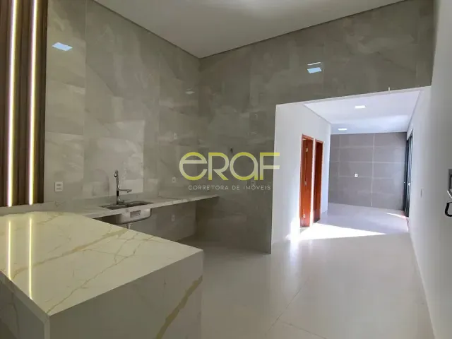 Casa 3 quartos e 3 banheiros, à venda, no bairro Setor Nordeste em Formosa