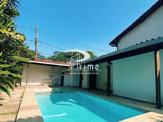 Casa com 720m² 5 quartos e 7 banheiros, à venda ou para alugar, no bairro Itaipu em Niterói