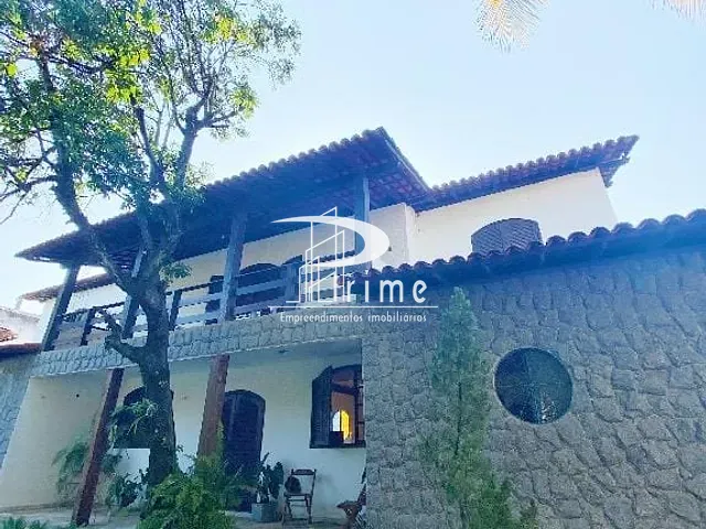 Casa com 720m² 5 quartos e 7 banheiros, à venda ou para alugar, no bairro Itaipu em Niterói