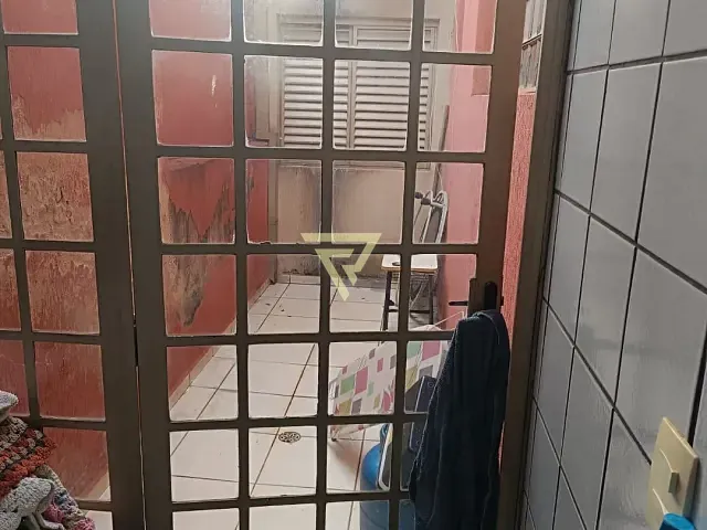 Casa 3 quartos e 5 banheiros, à venda, no bairro Residencial e Comercial Palmares em Ribeirão Preto