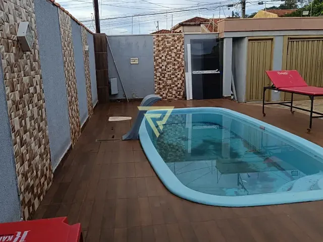 Casa 3 quartos e 5 banheiros, à venda, no bairro Residencial e Comercial Palmares em Ribeirão Preto