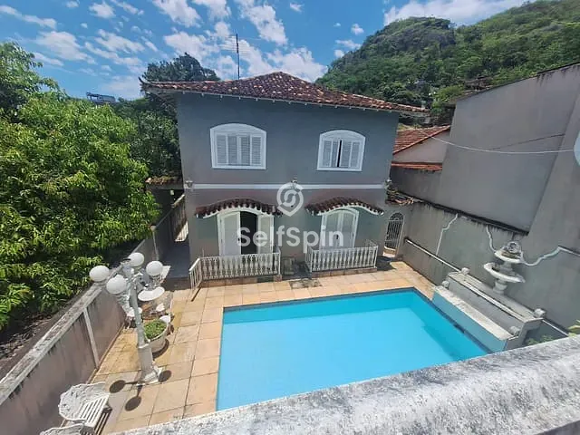 Casa com 441m² 5 quartos e 5 banheiros, para alugar, no bairro São Francisco em Niterói