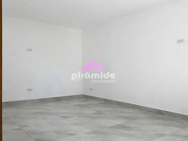Casa com 10m² 2 quartos e 2 banheiros, à venda, no bairro Getuba em Caraguatatuba