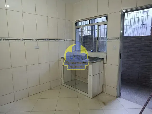 Casa com 80m² 1 quarto e 1 banheiro, para alugar, no bairro Conceição em Osasco