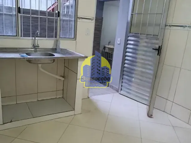 Casa com 80m² 1 quarto e 1 banheiro, para alugar, no bairro Conceição em Osasco