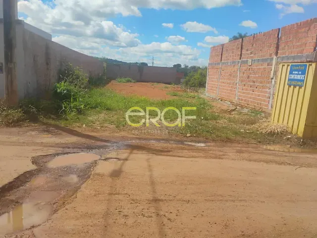 Terreno com 300m², à venda, no bairro Setor Bela Vista em Formosa