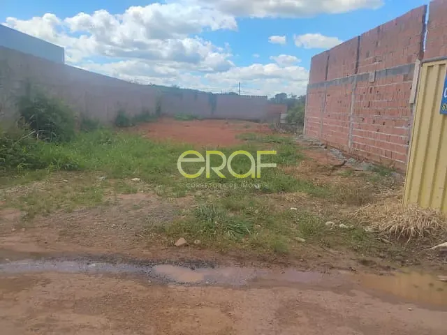 Terreno com 300m², à venda, no bairro Setor Bela Vista em Formosa