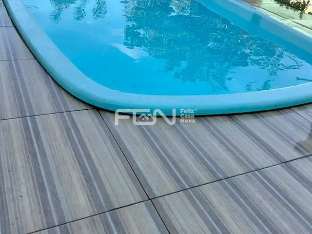 Casa 3 quartos e 2 banheiros, à venda, no bairro Barra do Jacuípe em Camaçari