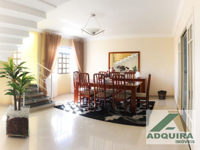 Foto do Sobrado - Casa à venda 4 Quartos, 2 Suites, 4 Vagas, 634M², Uvaranas, Ponta Grossa - PR | Adquira Imóveis
