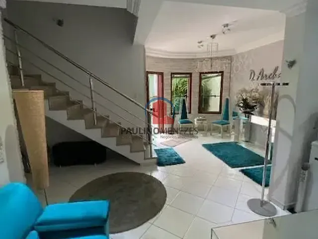 Casa com 302m² 3 quartos e 4 banheiros, à venda, no bairro Cidade Jardim II em Americana