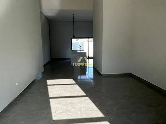 Casa com 300m² 3 quartos e 4 banheiros, à venda ou para alugar, no bairro Residencial Lagos D'Icaraí em Salto