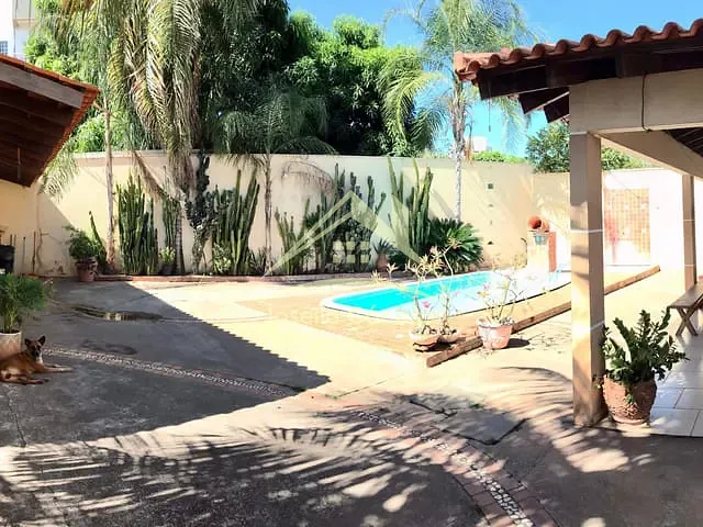 Casa com 407m² 3 quartos e 5 banheiros, à venda, no bairro Cidade Alta em Cuiabá