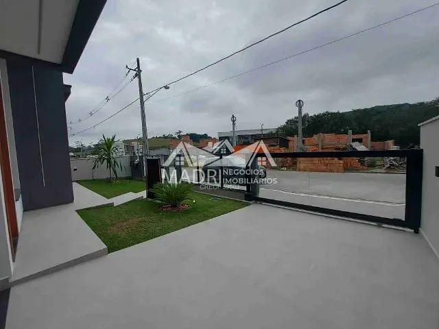 Casa com 252m² 3 quartos e 1 banheiro, à venda, no bairro Forquilhas em São José