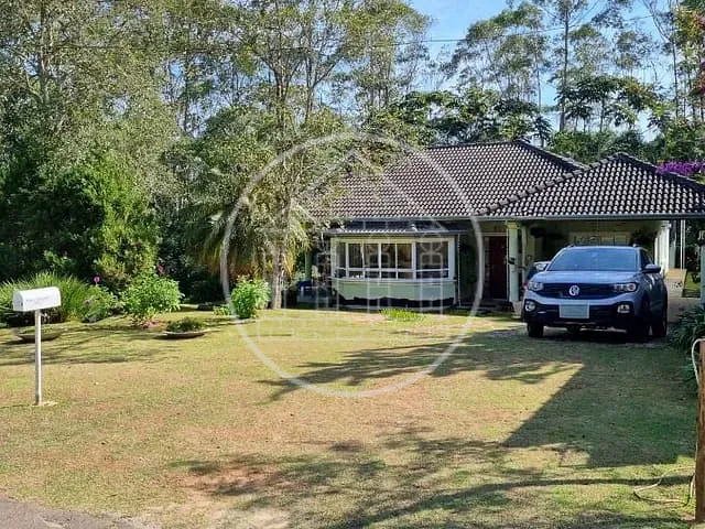 Casa com 820m² 3 quartos e 5 banheiros, à venda, no bairro Fazenda da Ilha em Embu-Guaçu