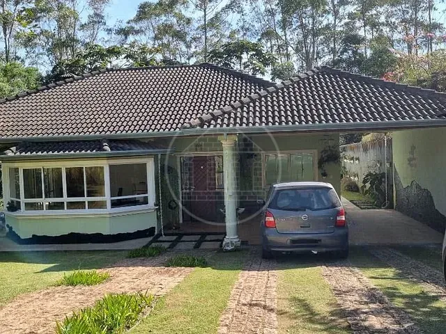 Casa com 820m² 3 quartos e 5 banheiros, à venda, no bairro Fazenda da Ilha em Embu-Guaçu