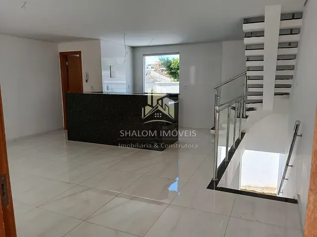 Casa 3 quartos e 2 banheiros, à venda, no bairro Santa Amélia em Belo Horizonte