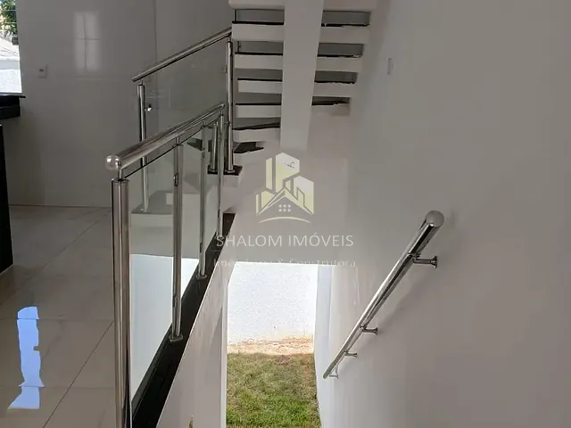 Casa 3 quartos e 2 banheiros, à venda, no bairro Santa Amélia em Belo Horizonte