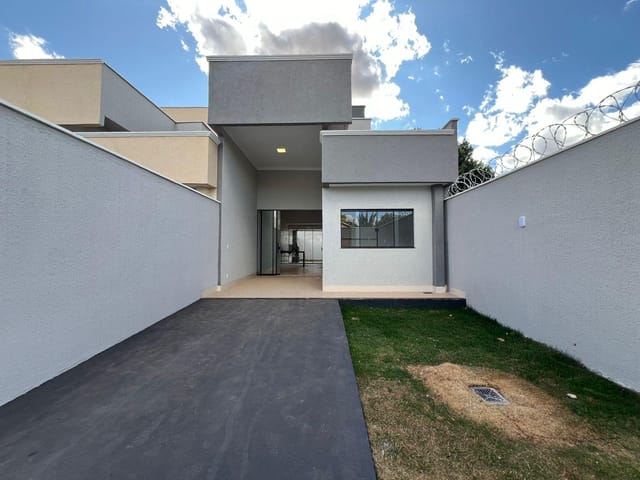 Foto do Casa - Casa à venda 3 Quartos 1 Suíte 2 Vagas de Garagem no Setor Faiçalville Goiânia. GO | Home Gyn Imóveis Ltda