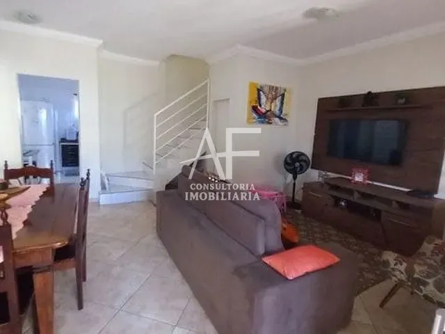 Casa com 150m² 3 quartos e 4 banheiros, à venda, no bairro Estiva em Taubaté