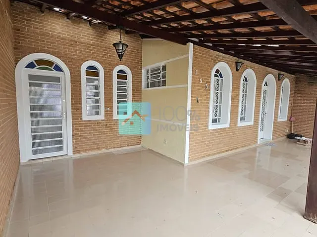 Casa com 200m² 2 quartos e 1 banheiro, à venda, no bairro Jardim Topazio em São José dos Campos