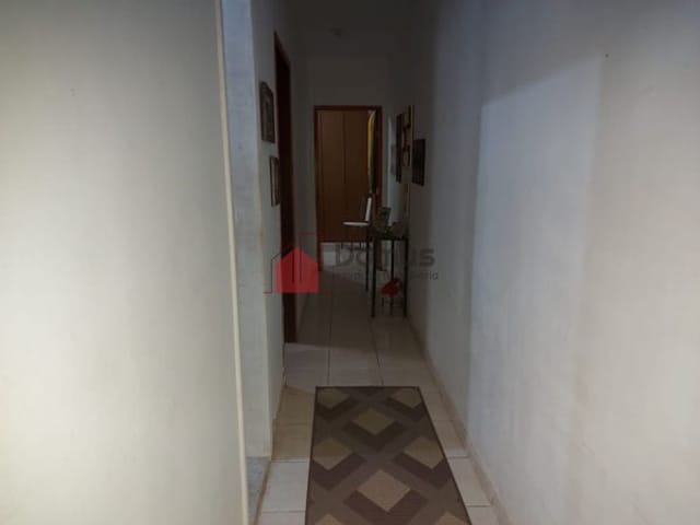 Casa com 125m², à venda, no bairro Jardim Eloyna em Pindamonhangaba