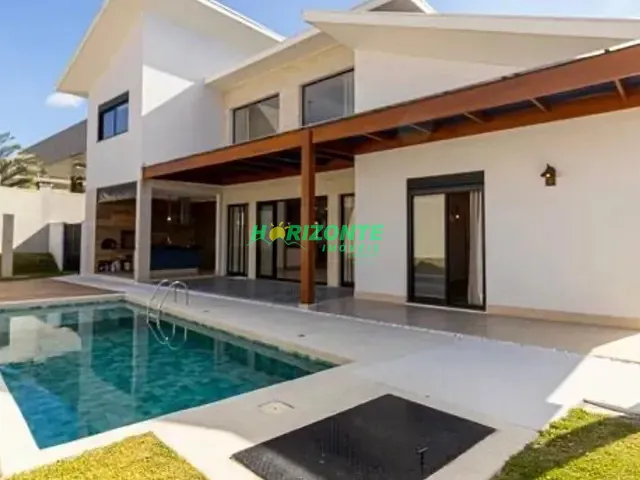 Casa com 633m² 4 quartos e 4 banheiros, à venda, no bairro Condomínio Residencial Monte Carlo em São José dos Campos