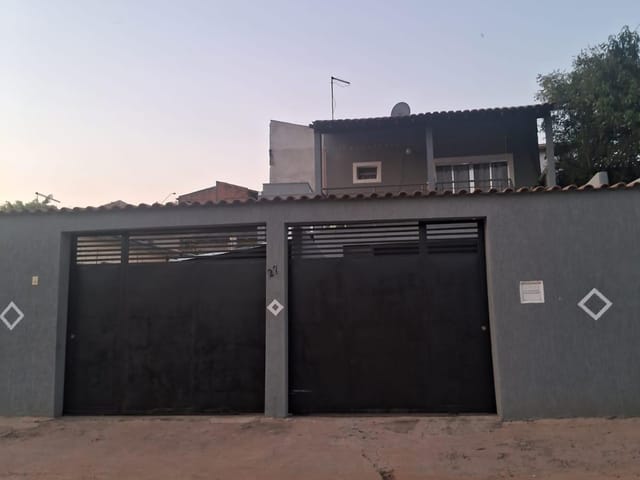 Casa com 200m² 4 quartos e 4 banheiros, à venda, no bairro Santa Clara em Campinas