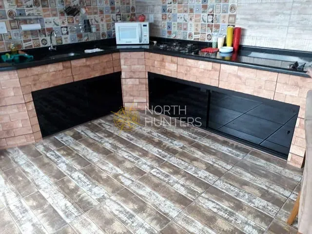 Casa com 100m² 2 quartos e 2 banheiros, à venda, no bairro Guanabara em Joinville