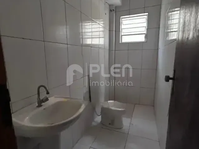 Casa 1 quarto e 1 banheiro, para alugar, no bairro Vila Roque em São Paulo