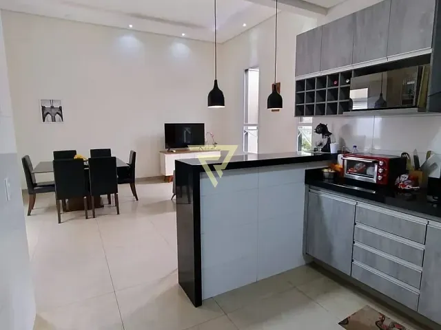 Casa com 200m² 3 quartos e 2 banheiros, à venda, no bairro Jardim Santa Cecília em Ribeirão Preto