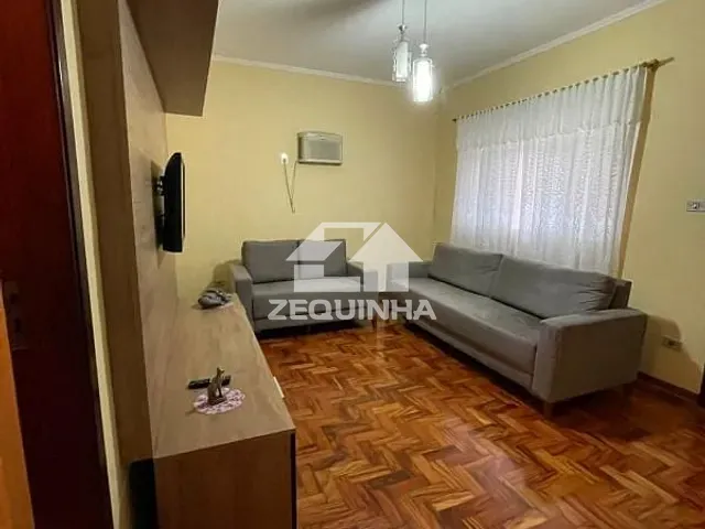 Casa com 248m² 5 quartos e 4 banheiros, à venda, no bairro Pestana em Osasco