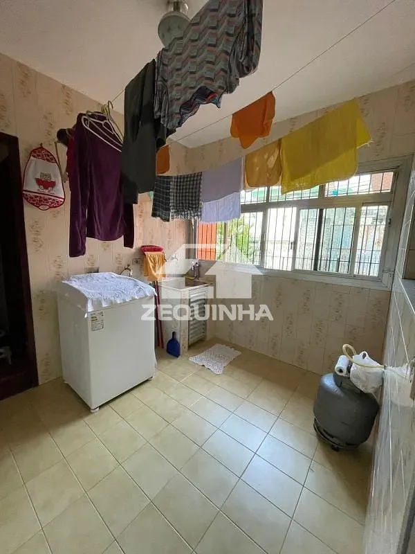 Casa, 5 quartos, 273 m² - Foto 16