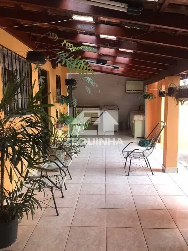 Casa, 5 quartos, 273 m² - Foto 9