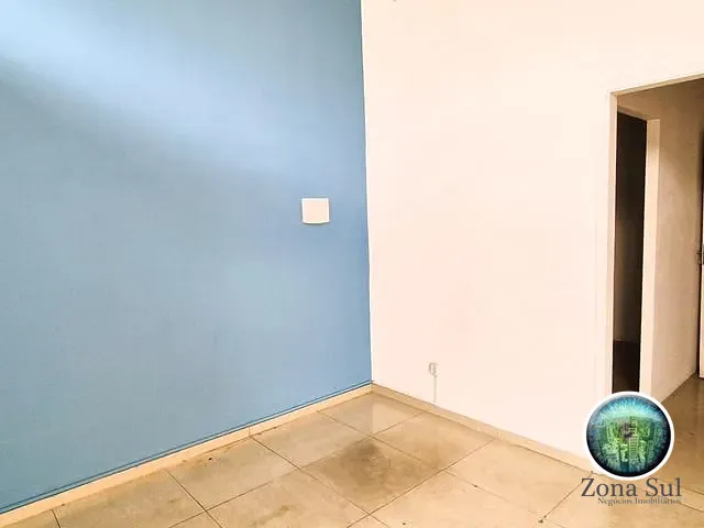 Casa à venda ou para alugar, no bairro Centro em Votorantim