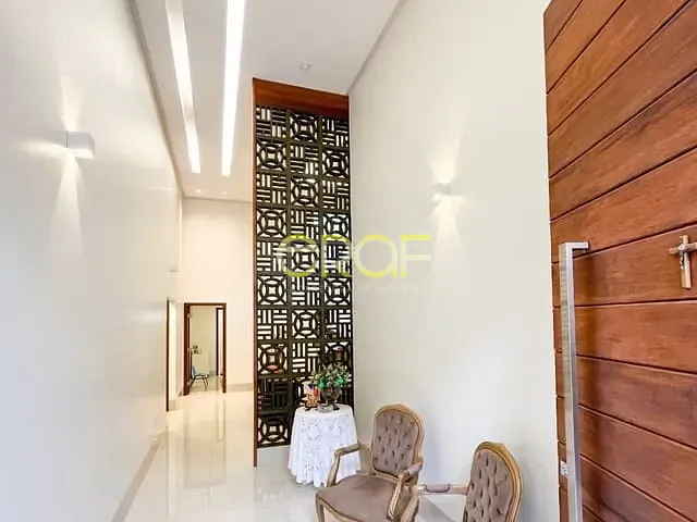 Casa 4 quartos e 4 banheiros, à venda, no bairro Centro em Formosa