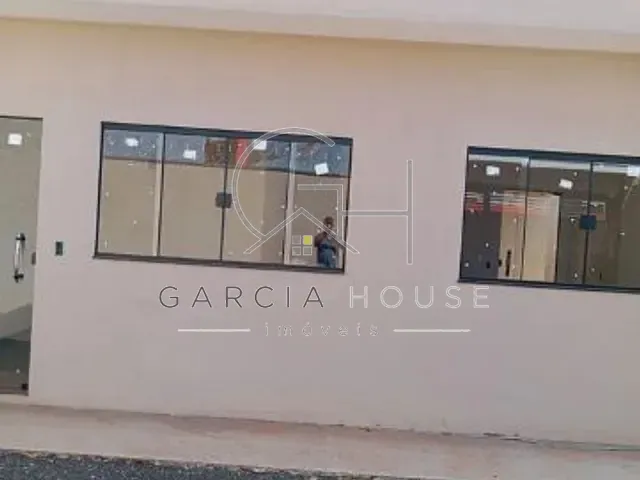 Casa com 200m² 3 quartos e 2 banheiros, à venda, no bairro Serrana em Serrana