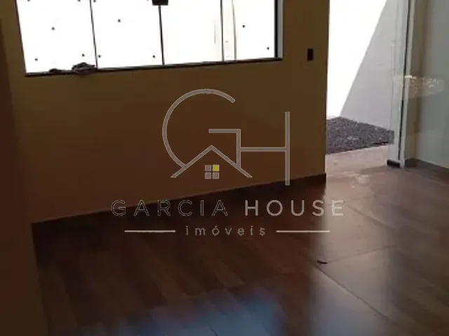 Casa com 200m² 3 quartos e 2 banheiros, à venda, no bairro Serrana em Serrana