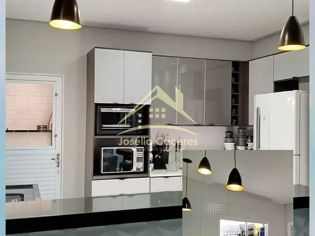Casa 3 quartos e 3 banheiros, à venda, no bairro Pedra 90 em Cuiabá