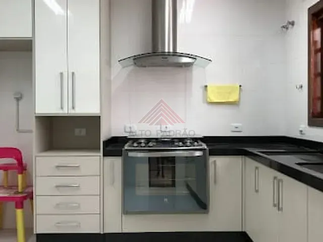 Casa com 242m² 3 quartos e 1 banheiro, à venda, no bairro Matriz em Mauá