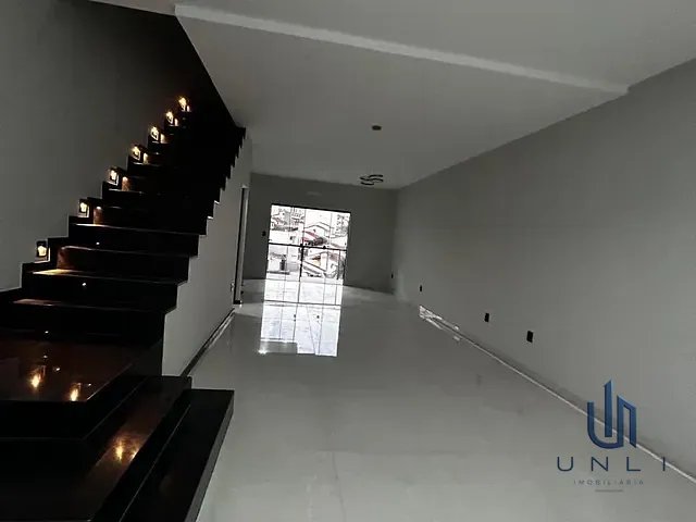 Casa 3 quartos e 3 banheiros, à venda, no bairro Jardim Amália em Volta Redonda