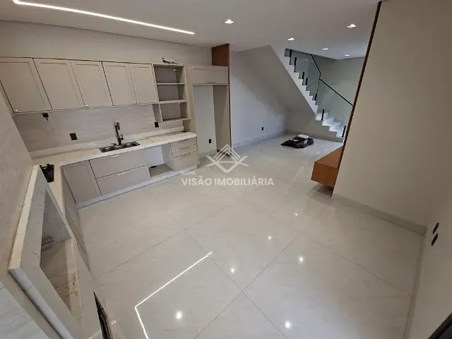 Casa 3 quartos e 4 banheiros, para alugar, no bairro Aquarela Brasil Residencial em Sinop
