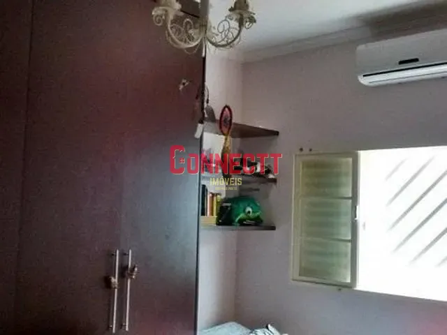 Casa com 300m² 3 quartos e 3 banheiros, à venda, no bairro Vila Ana Maria em Ribeirão Preto