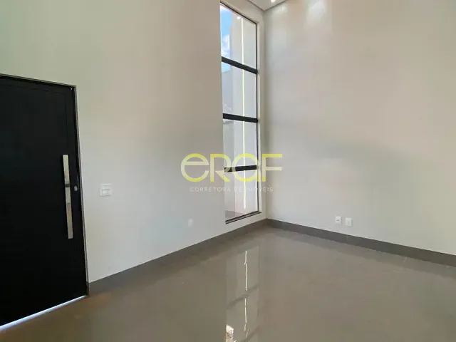 Casa 3 quartos e 2 banheiros, à venda, no bairro Parque da Colina I em Formosa