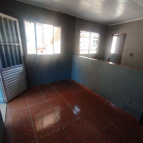 Casa 1 quarto e 1 banheiro, para alugar, no bairro Jardim Figueira Grande em São Paulo