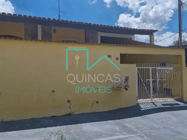 Casa com 250m² 3 quartos e 1 banheiro, à venda, no bairro Parque Centenário em Jundiaí