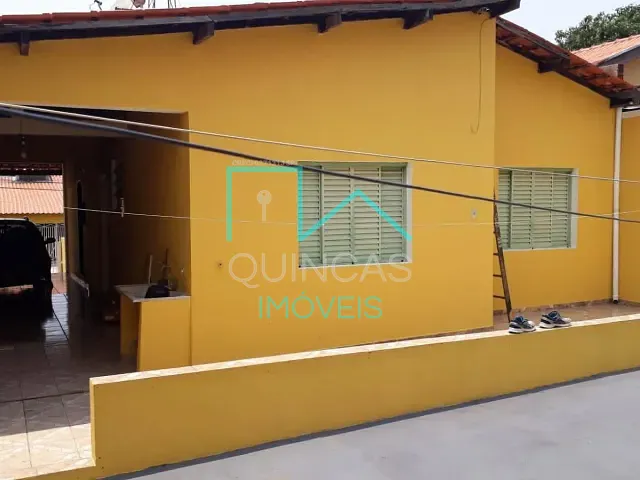 Casa com 250m² 3 quartos e 1 banheiro, à venda, no bairro Parque Centenário em Jundiaí